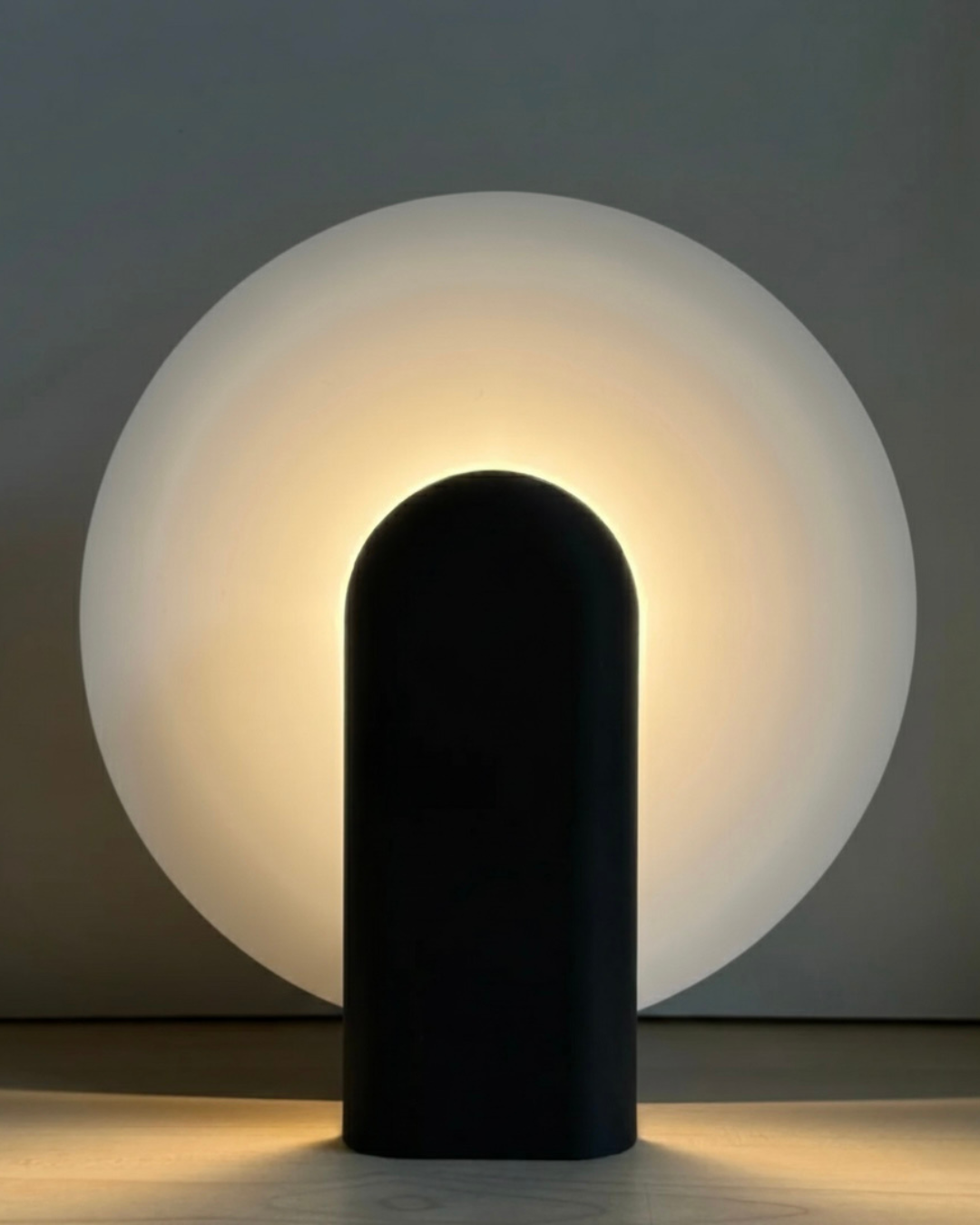 Halo Disk Lamp